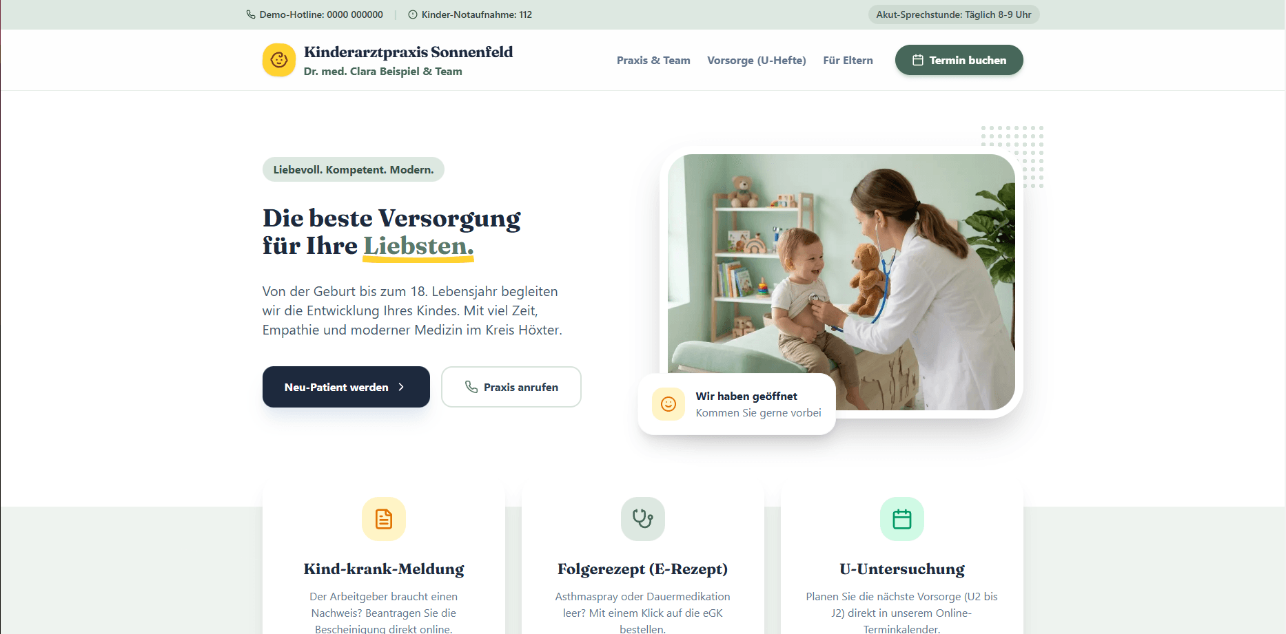 Preview der Beispiel-Website Kinderarztpraxis Warburg mit Elterninformationen und digitalen Service-Pfaden